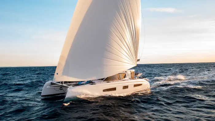 catamaran outremer 52