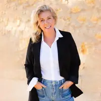 Marie-Anne Péchinot, Quantum Surgical