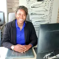 Esprit d’équipe, es-tu là ? 22 - Les indiscretions Leticia Stone Ledamba, Créadie / du foot à l’électricité