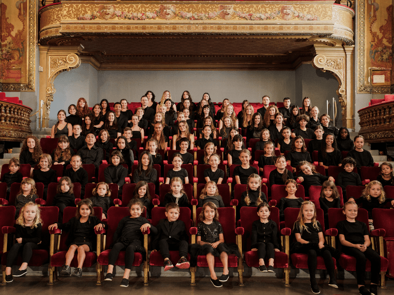 ARTICLE PARTENAIRE 4 - Les indiscretions Opera Junior pour la Fondation Bettencourt Schueller © Julien Pebrel - Les indiscretions