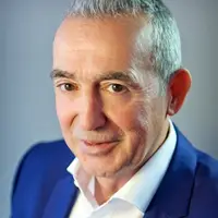 Georges Ruiz, Inovie 1 - Les indiscretions Georges Ruiz