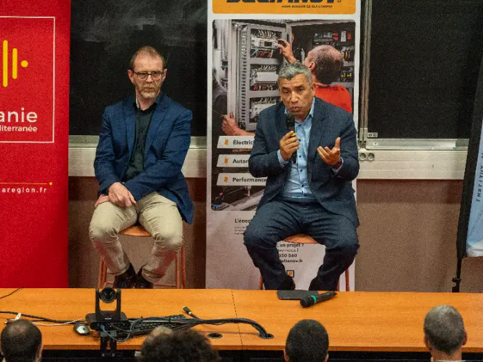 132 RTL02385 - Les indiscretions