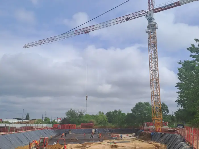 Le bâtiment, nouvelle plateforme de recyclage de l’argent du narcotrafic ? 1 - Les indiscretions chantier-grue