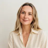 Joanna Bertazzolli, profil international à Blue Invest